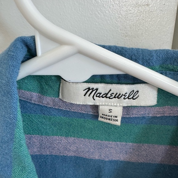 Linen-Cotton Beachside Shirt in Daly Stripe - Picture 4 of 8